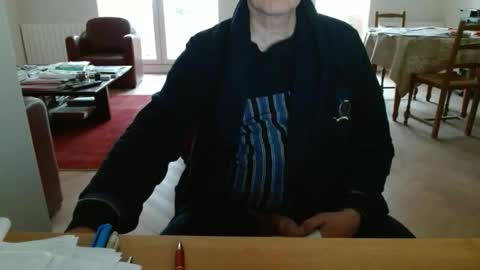 Snapshot of kisslog1 chatting on March 28, 3:22 pm kisslog1 online show from March 28, 3:22 pm