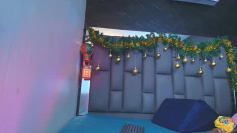 BELLA FLAME online show from December 17, 6:58 pm