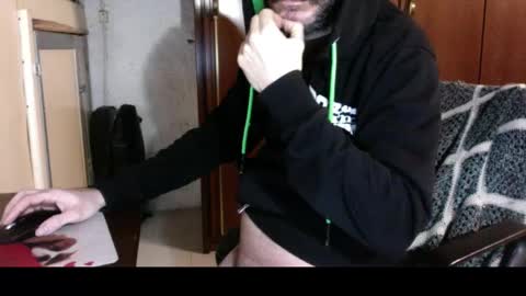 kissofbanned1983 online show from December 4, 4:16 pm