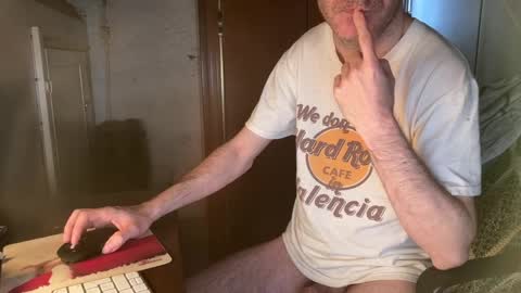Snapshot of kissofbanned1983 chatting on May 22, 7:48 am kissofbanned1983 online show from May 22, 7:48 am