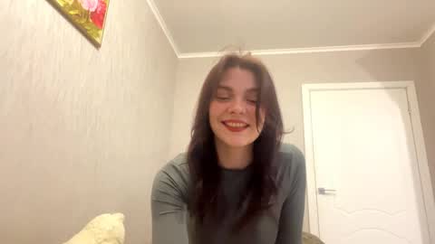 kissuthistime online show from April 29, 4:11 pm