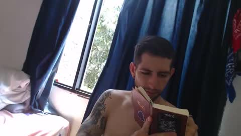 kitcatdreams online show from April 29, 6:14 pm