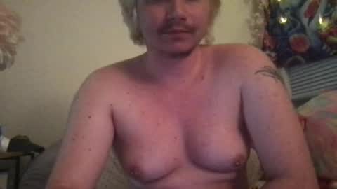 kitkat00215 online show from January 8, 2:14 am