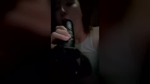 kitkat819534 online show from July 6, 9:06 pm