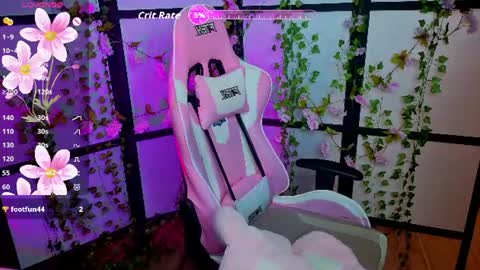 kitsune_little online show from July 10, 10:56 pm