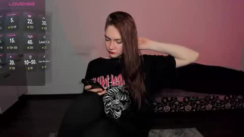 Kitsune online show from February 12, 9:43 pm