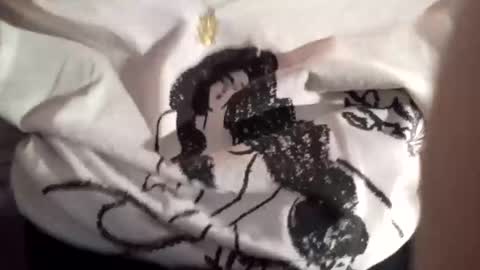 kitsuneniki online show from February 18, 7:32 pm