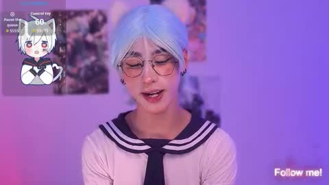 Snapshot of kitsuneplay_ chatting on March 9, 5:06 pm Salvatore online show from March 9, 5:06 pm