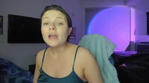 Serina Chan online show from January 17, 6:04 am