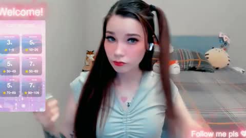 Alissa online show from December 5, 7:43 pm