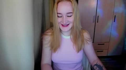 Snapshot of kitten_sun chatting on May 29, 1:25 am kitten_sun online show from May 29, 1:25 am