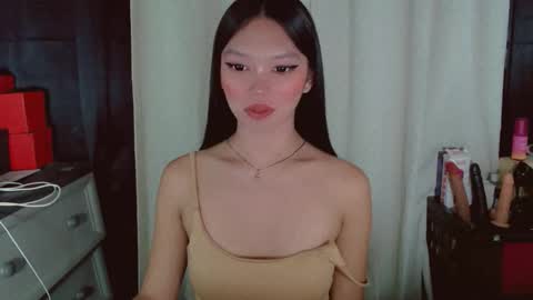 KITTY online show from April 14, 9:21 pm