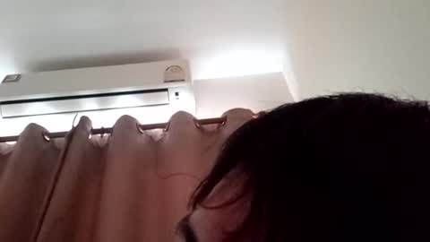 Snapshot of kitti1212 chatting on December 19, 12:13 am kitti1212 online show from December 19, 12:13 am