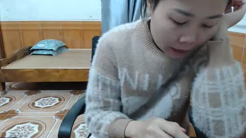 kitti_baby2x online show from January 7, 1:41 am