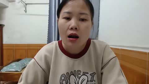 kitti_baby2x online show from February 8, 2:04 am