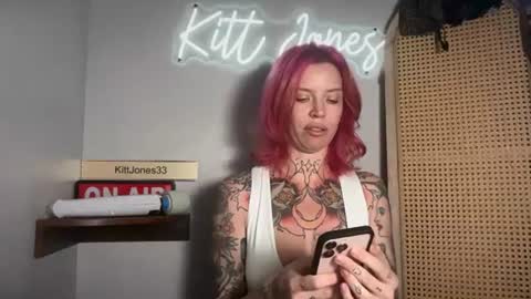 kittjones33 online show from June 28, 2:34 pm