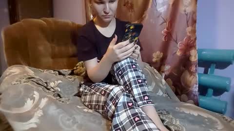 Kitti online show from December 3, 6:54 am