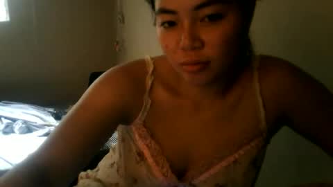 Snapshot of kitty_fussy chatting on May 29, 12:41 am kitty_fussy online show from May 29, 12:41 am