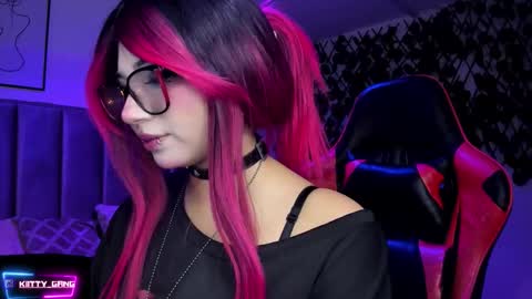 Camila online show from February 10, 2:37 am