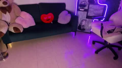 Kate online show from February 2, 11:25 pm