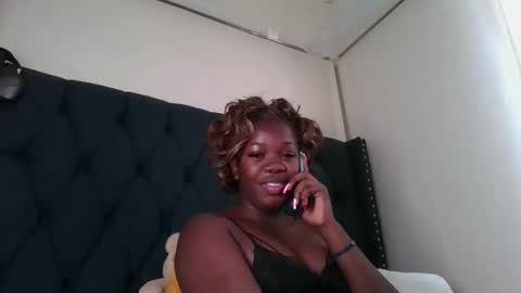 Snapshot of kitty_kerry chatting on October 10, 7:51 am kitty_kerry online show from October 10, 7:51 am