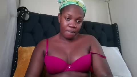 kitty_kerry online show from October 31, 7:09 am