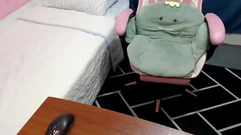 Kate online show from February 13, 6:30 am