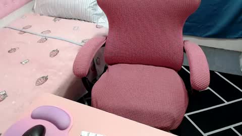 Snapshot of kitty_kity chatting on March 31, 10:10 pm Kate online show from March 31, 10:10 pm