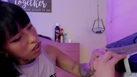 Snapshot of kitty_ls chatting on January 31, 8:18 pm kitty_ls online show from January 31, 8:18 pm