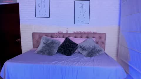 Snapshot of kitty_pam chatting on September 16, 7:59 pm Kitty online show from September 16, 7:59 pm