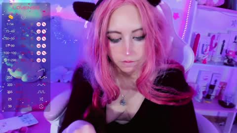     online show from December 14, 7:51 am