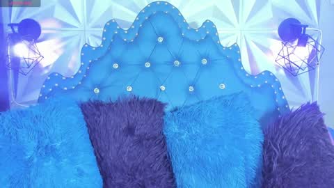 Snapshot of kitty_pervertedx chatting on January 30, 7:29 am kitty online show from January 30, 7:29 am