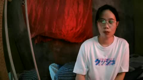 kitty_pussy0416 online show from July 5, 4:19 am