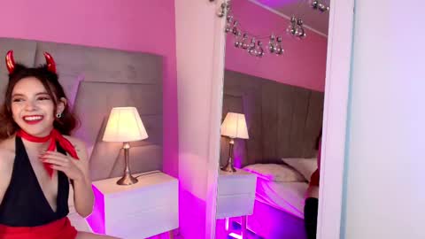 Kitty online show from October 8, 1:31 pm