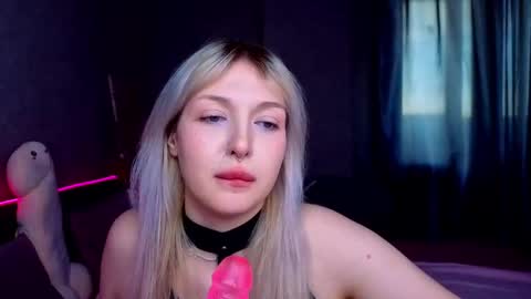 kittykendall online show from April 12, 3:06 pm
