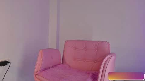 kittymyers_ online show from May 8, 1:38 pm
