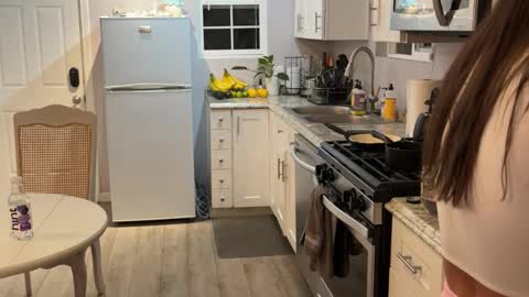 kittypurr79 online show from December 4, 2:21 am