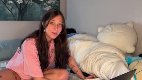 kittypurr79 online show from December 22, 5:59 am