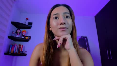 Snapshot of kittyrush_ chatting on October 3, 4:42 am kitty online show from October 3, 4:42 am