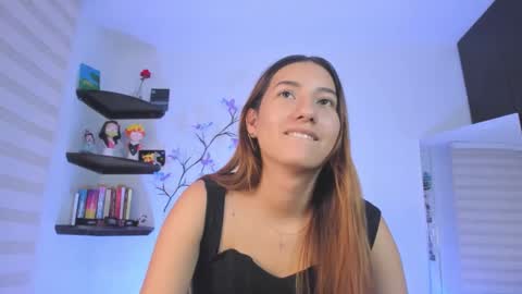 Snapshot of kittyrush_ chatting on December 1, 7:02 am kitty online show from December 1, 7:02 am