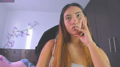 Snapshot of kittyrush_ chatting on April 29, 9:32 pm kitty online show from April 29, 9:32 pm