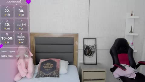  K I T T  Y  online show from March 10, 6:56 pm