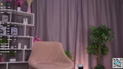 Alice online show from March 8, 2:04 am