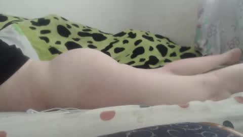 kittywhiteass online show from February 6, 12:37 pm