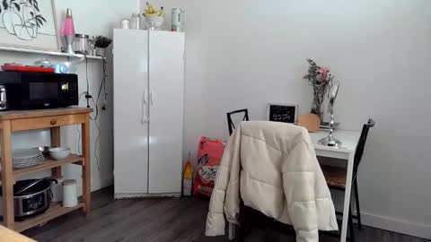 Kittyymaze online show from February 26, 1:10 pm