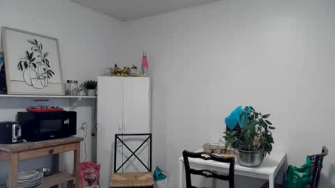 Snapshot of kittyymaze chatting on June 18, 12:53 pm Kittyymaze online show from June 18, 12:53 pm