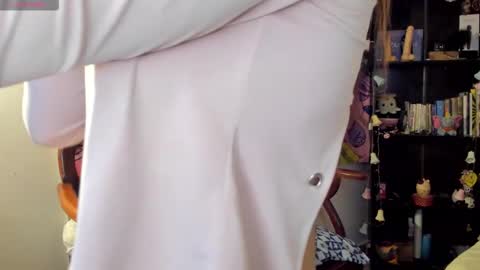 Kitty Zen online show from November 11, 9:37 pm