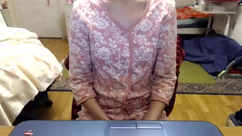 KiuminBerry online show from October 7, 12:24 pm