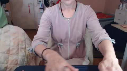 KiuminBerry online show from November 16, 10:10 am