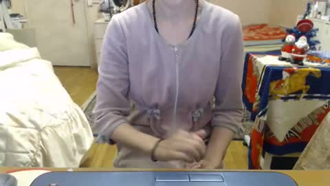 KiuminBerry online show from January 14, 8:31 am